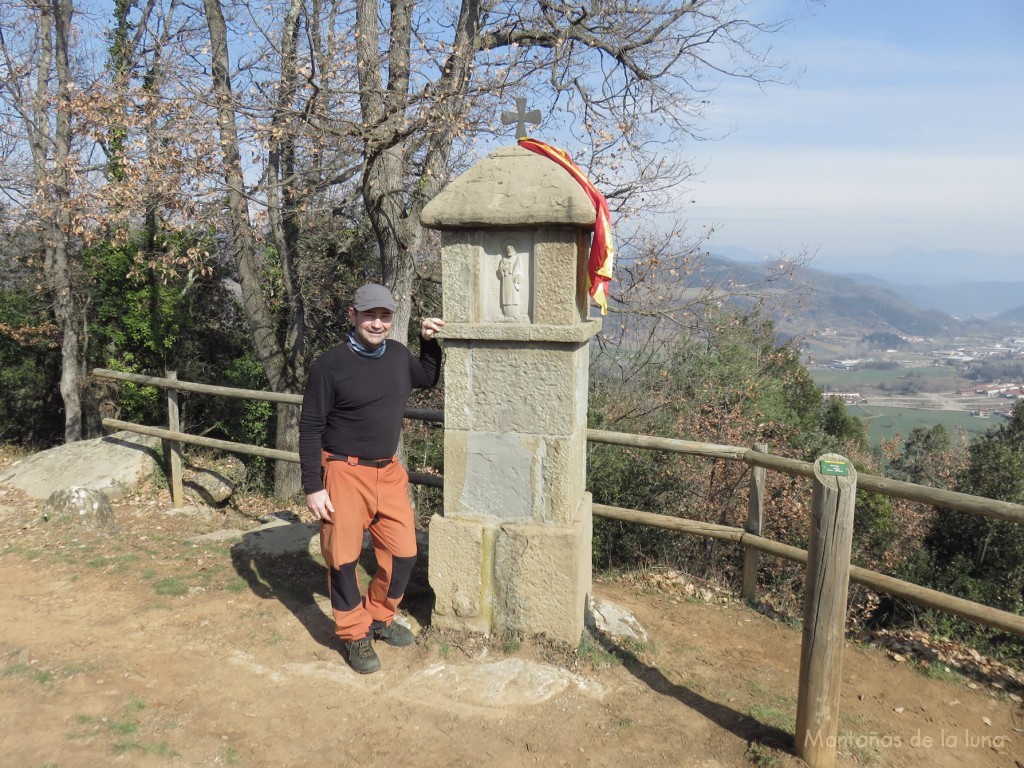 Joaquín en la cima del Sant Valentí, 650 mts.